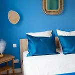 Villa 5 Etoiles Avec Piscine Chauffee, Petanque Et A 850 M