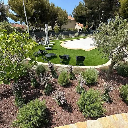 5 étoiles Avec Piscine Chauffée, Pétanque Et à 850 M