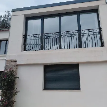 Villa 5 Etoiles Avec Piscine Chauffee, Petanque Et A 850 M *
