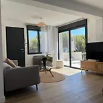5 Etoiles Avec Piscine Chauffee, Petanque Et A 850 M Villa *