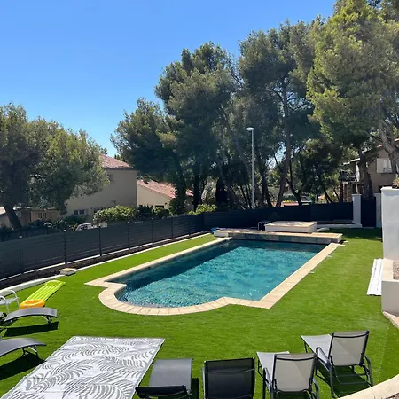 Vila 5 Etoiles Avec Piscine Chauffee, Petanque Et A 850 M Bandol