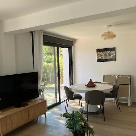 5 Etoiles Avec Piscine Chauffee, Petanque Et A 850 M Bandol
