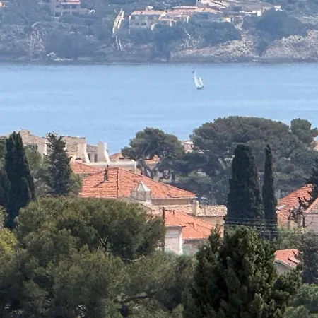 5 Etoiles Avec Piscine Chauffee, Petanque Et A 850 M