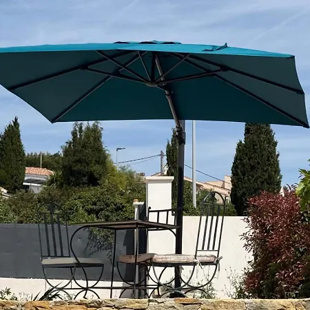 Villa 5 Etoiles Avec Piscine Chauffee, Petanque Et A 850 M *